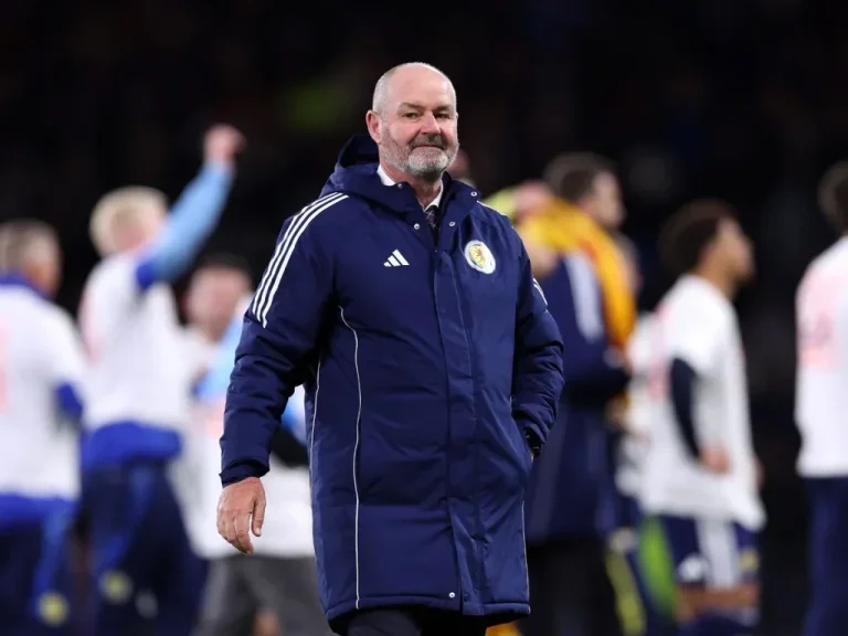 Steve Clarke, l'entraîneur écossais méritant une reconnaissance nationale