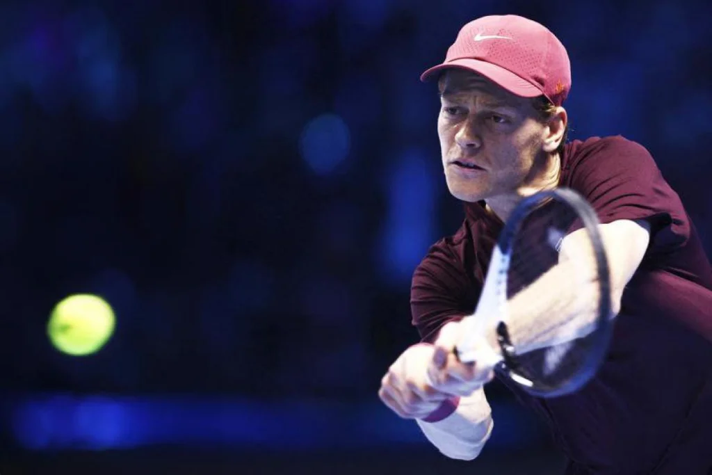 Alcaraz Sinner indoor: le duel qui redéfinit le tennis