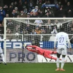 Greif arrête le penalty et sauve l’OL à Auxerre (0-0)