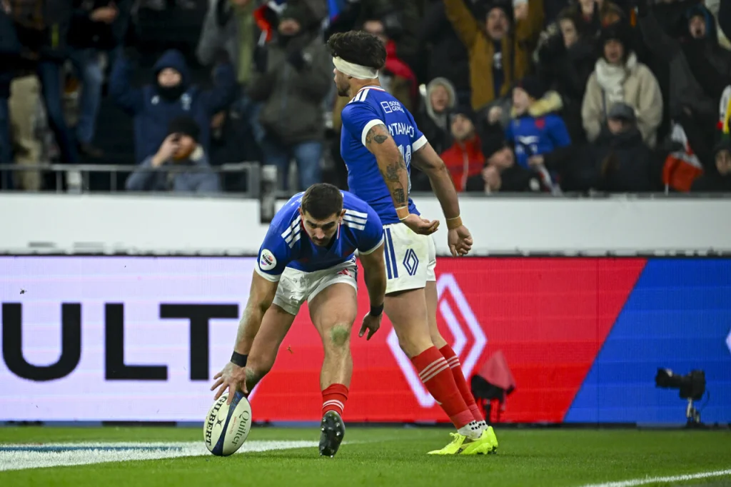 XV de France Australie : l’œil d’Ovale Masqué sur le match