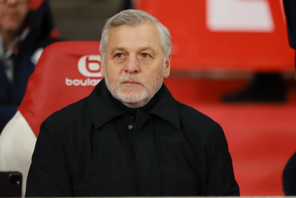 Genesio sur Giroud: période mentale difficile mais exemple à Lille