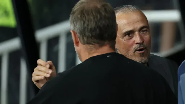 Mercato : le Barça verrouille Eric García et freine le PSG