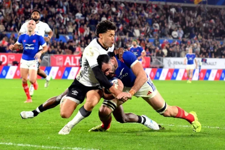 Ollivon en deuxième ligne contre les Fidji: un pari gagnant