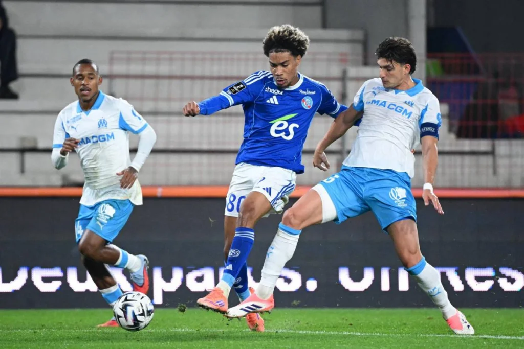 Remontrances du staff et compétition féroce : pourquoi Félix Lemaréchal n’est plus titulaire à Strasbourg