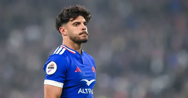 Romain Ntamack sous pression mais soutenu avant l’Australie