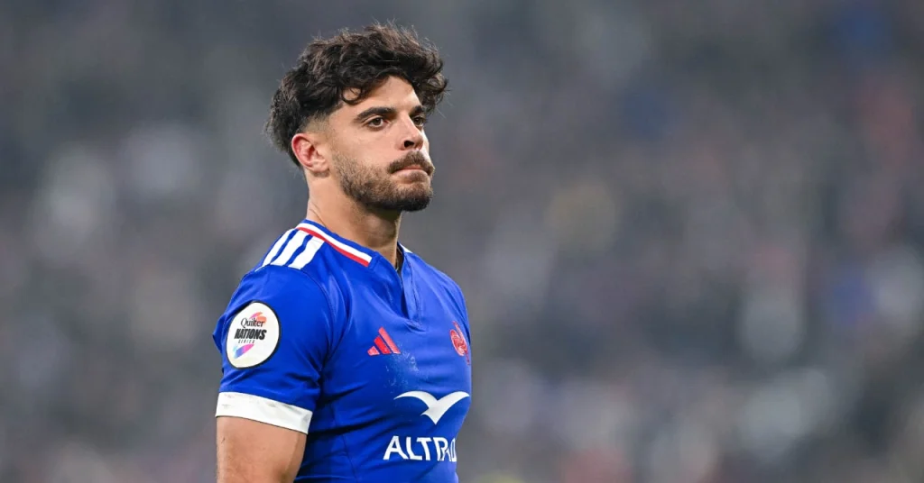 Romain Ntamack sous pression mais soutenu avant l’Australie