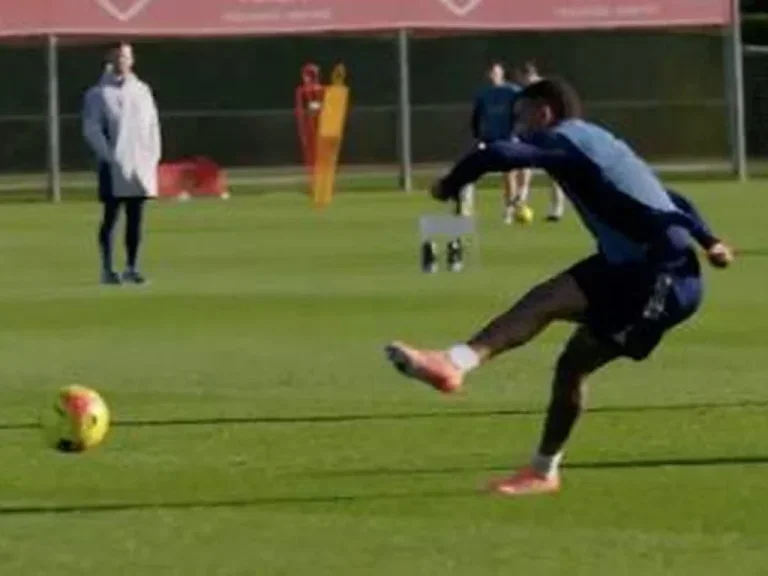 Gabriel Jesus revient à l'entraînement d'Arsenal après une longue blessure