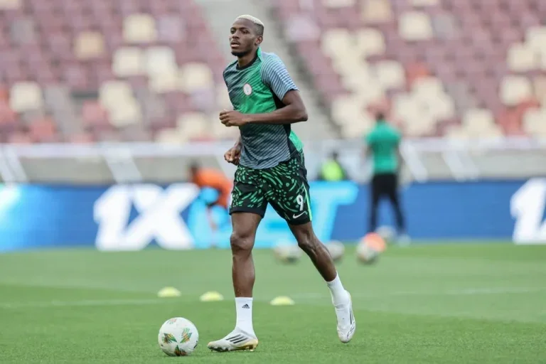 Victor Osimhen en larmes après l’élimination du Nigeria en Coupe du Monde