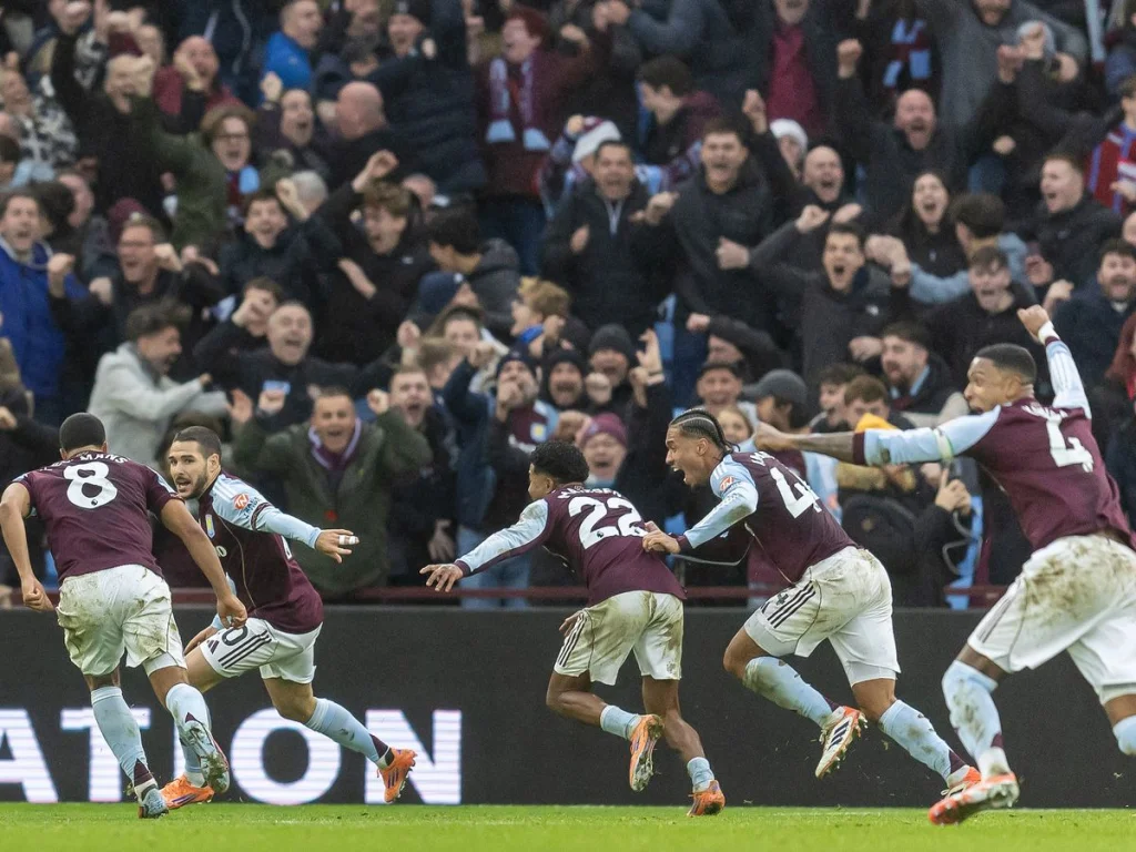 Aston Villa bat Arsenal après 106 ans : une victoire historique en Premier League