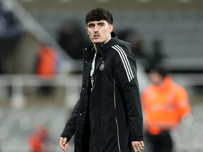 Blessures et absences : l'effectif incertain de Newcastle et Chelsea