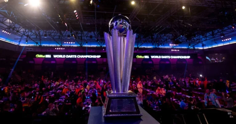 Darts : Dom Taylor exclu du Championnat mondial après un test antidopage