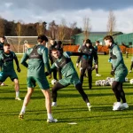 Hibs vise des victoires stratégiques face aux grands clubs écossais