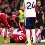 Blessure inquiétante d'Alexander Isak lors du match Liverpool vs Tottenham