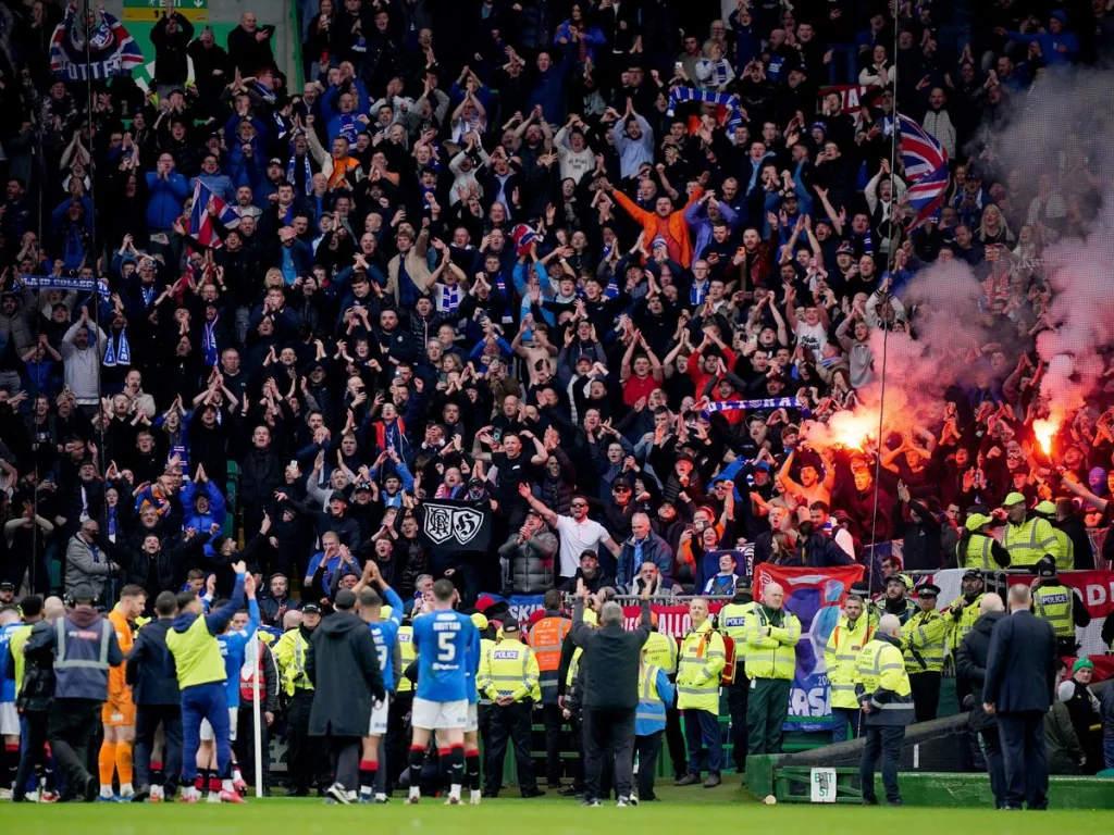 Entraînement de police américaine au Old Firm pour la Coupe du Monde