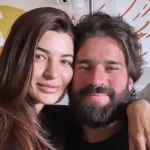 Alisson Becker et sa famille en vacances à Londres : moments de bonheur