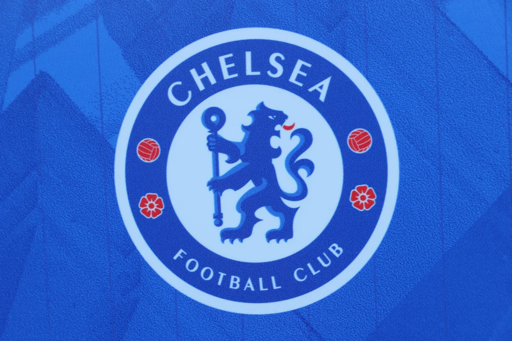 Lewis Hall : un transfert réussi qui profite à Newcastle et à sa carrière