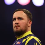 Raymond van Barneveld loue Luke Littler, le futur du darts