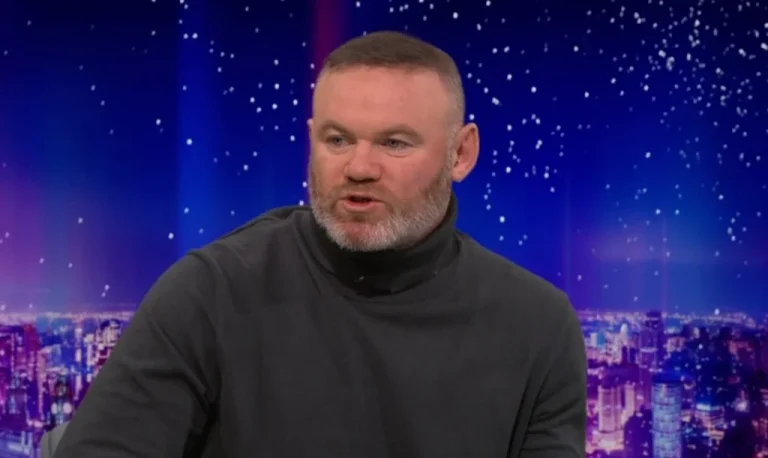 Wayne Rooney alerte Manchester United sur la nécessité de renforcer l'effectif