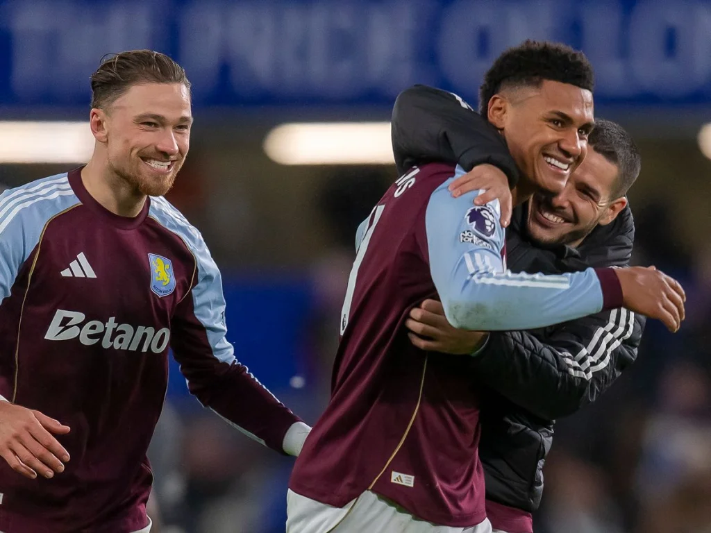 Aston Villa en course pour le titre de Premier League : analyse des prochains matchs