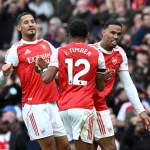 Liverpool envisage un transfert audacieux pour un défenseur d'Arsenal