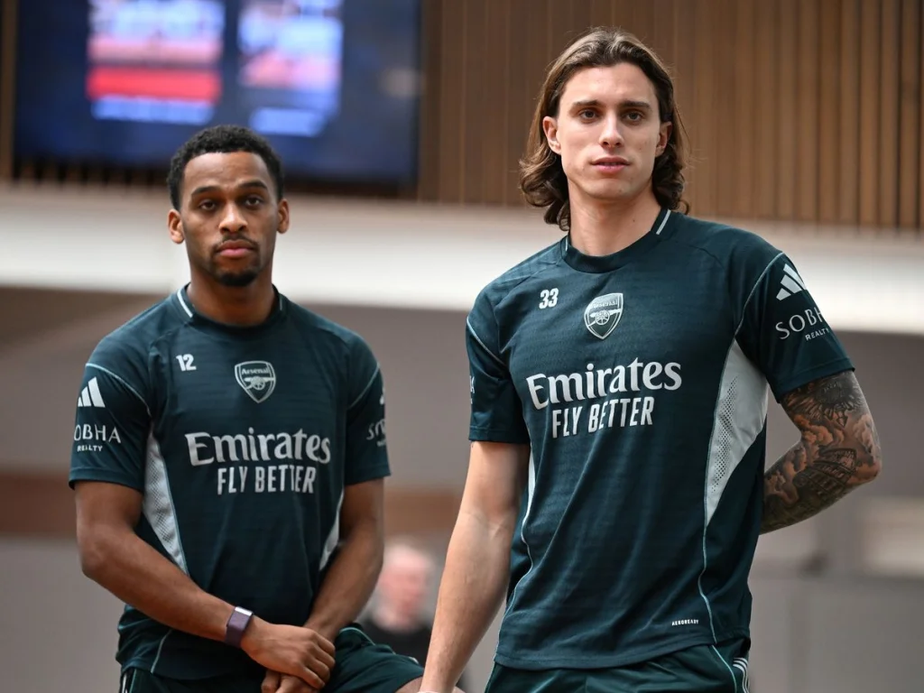 Blessures et suspensions : impact sur Arsenal vs Aston Villa en Premier League