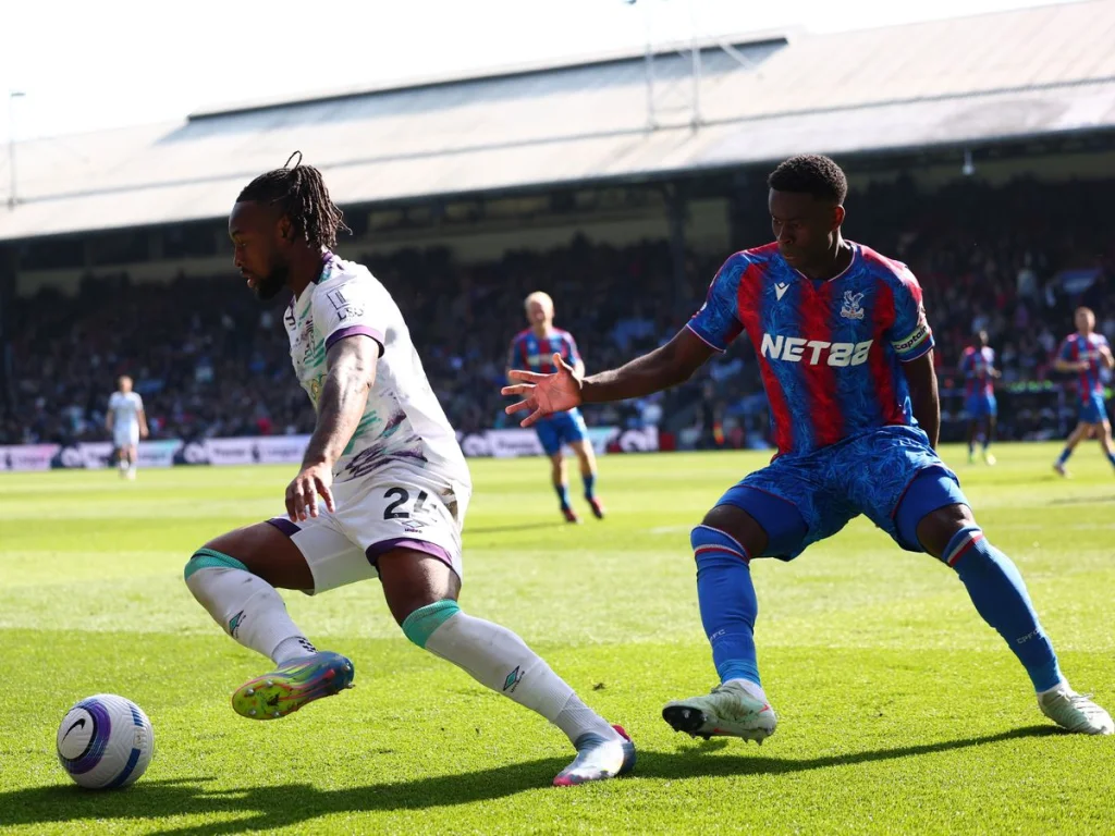 Liverpool : Priorités de transfert en janvier selon Arne Slot