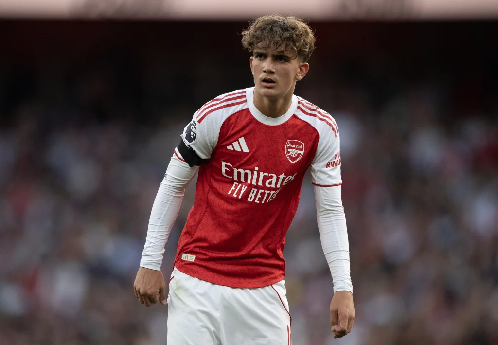 Rio Ferdinand recommande plus de temps de jeu pour les jeunes d'Arsenal