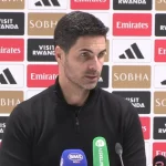 Arteta félicite le retour en forme de Ben White après la victoire d'Arsenal