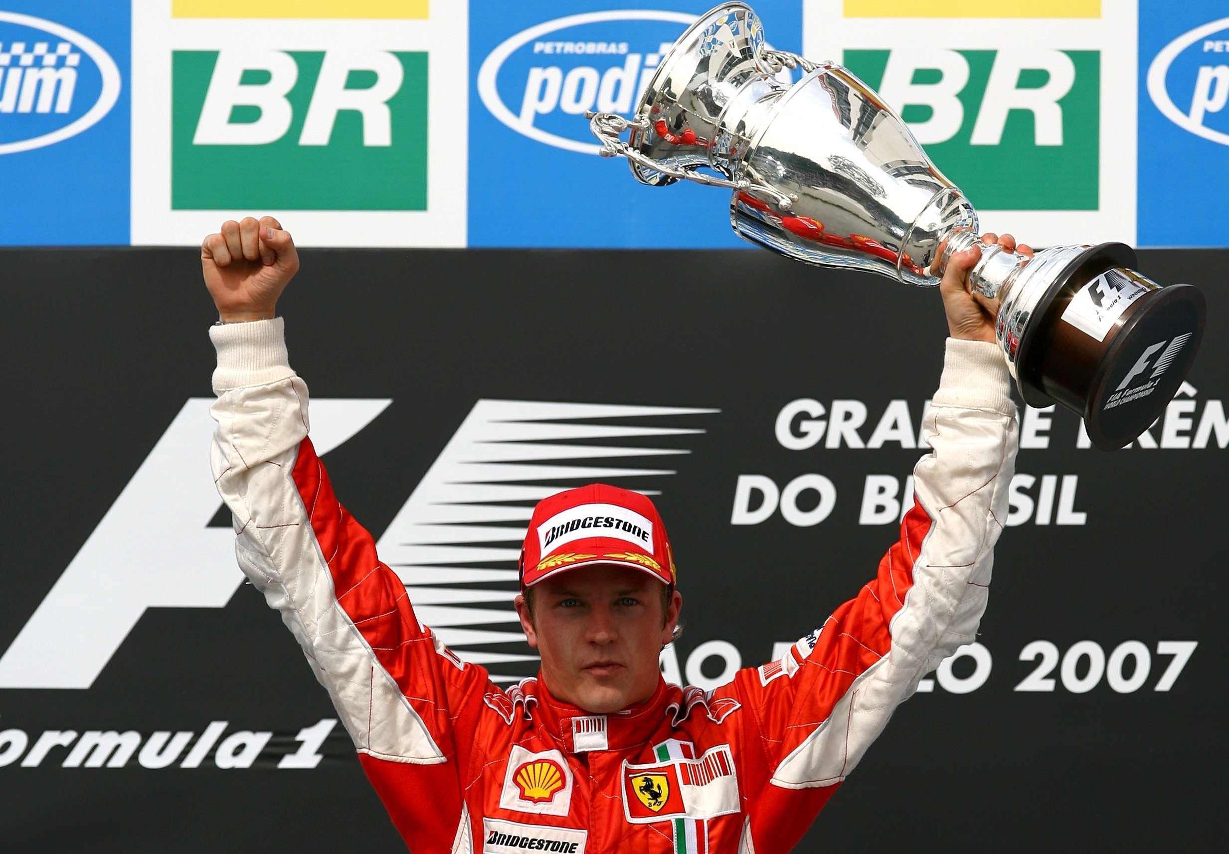 Kimi Raikkonen a remporté le titre 2007 après un retour tardif