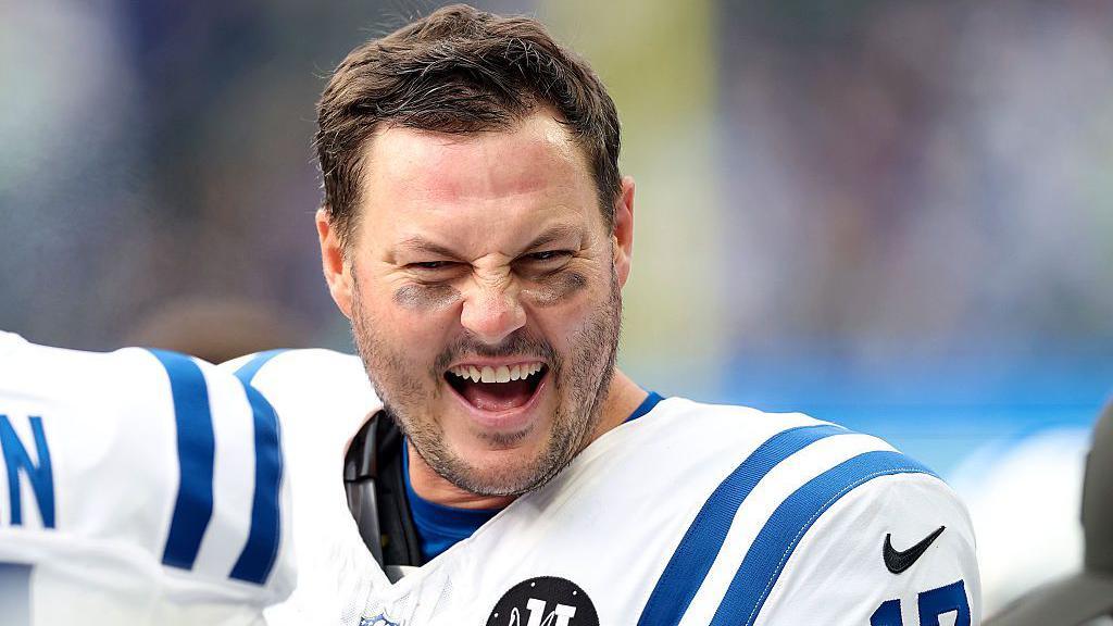 Philip Rivers révélant son retour à la NFL