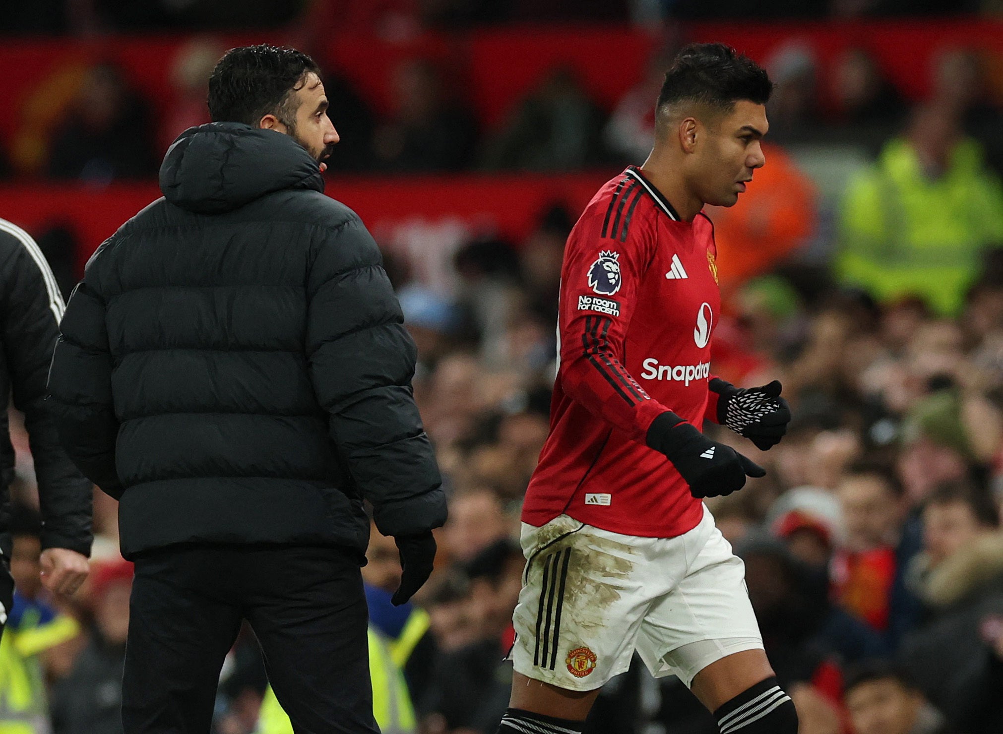 Casemiro surpris par sa substitution.