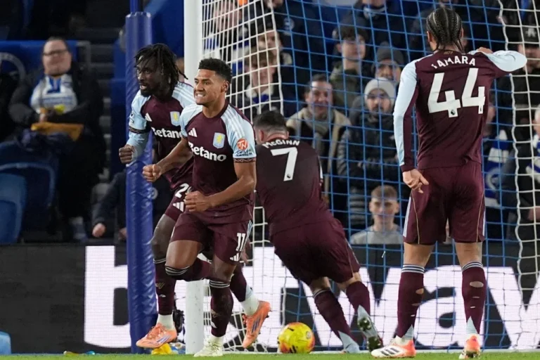 Unai Emery espère qu'Ollie Watkins relancera sa saison après un doublé contre Brighton