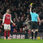 Aston Villa vs Arsenal : polémique sur le carton rouge de Merino