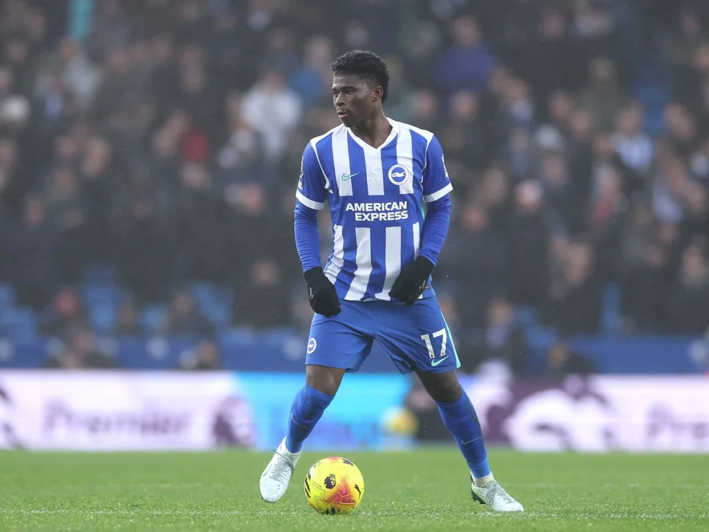 Manchester United envisage le transfert de Carlos Baleba en janvier