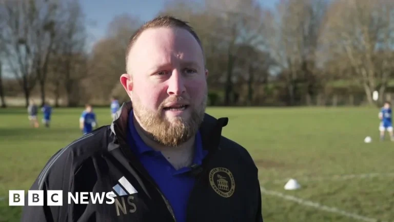 Fraude de 30 000 £ : le club de football jeunesse d'Andover en détresse