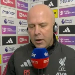 Arne Slot explique l'absence d'Hugo Ekitike face à Fulham et ses inquiétudes pour Liverpool