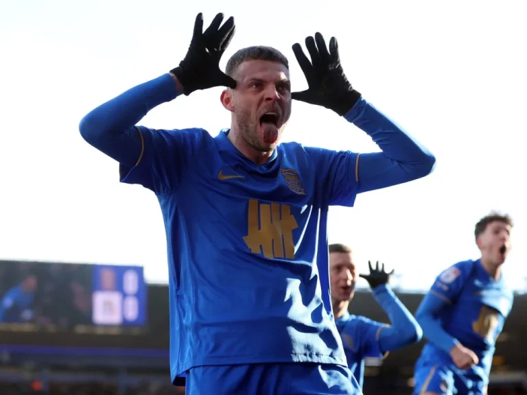 Birmingham City s'impose face à Coventry grâce à Ducksch et Wagner