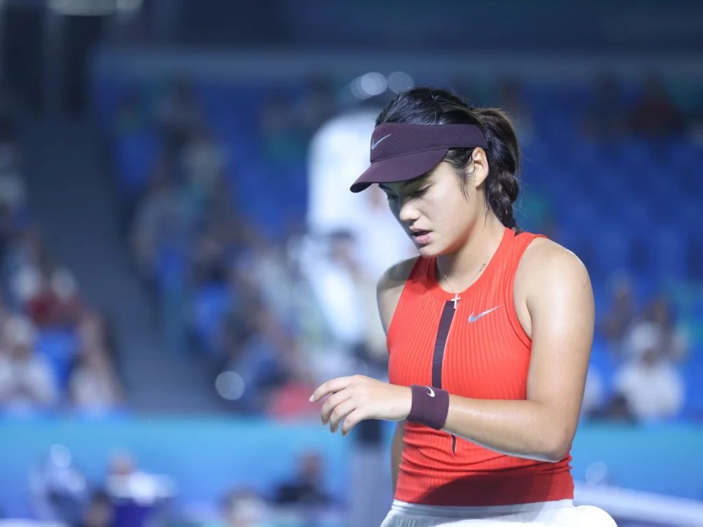 Raducanu se retire de la United Cup, l'équipe britannique en difficulté