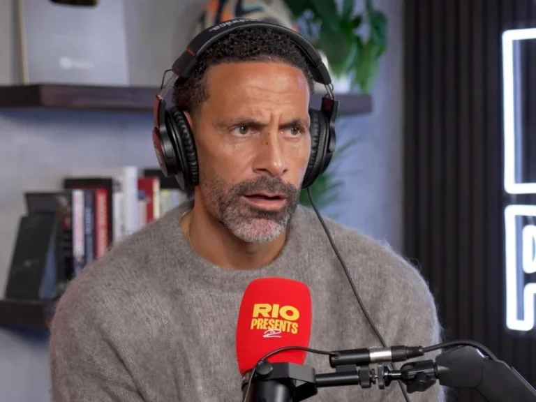 Manchester United : Rio Ferdinand révèle les messages WhatsApp après le limogeage de Ruben Amorim