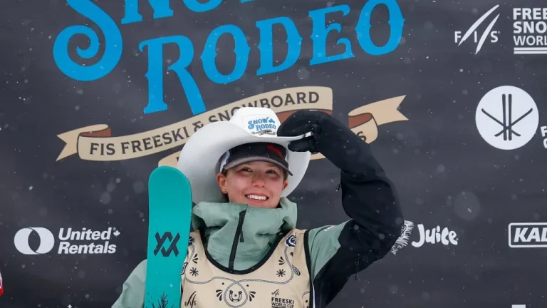 Jeune prodige australienne, Indra Brown brille avant les Jeux d'hiver