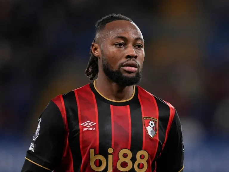 Manchester United maintient sa stratégie de transferts en janvier malgré le départ d'Amorim