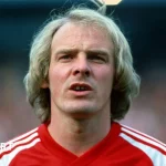 Terry Yorath, légende du football britannique, s'éteint à 75 ans