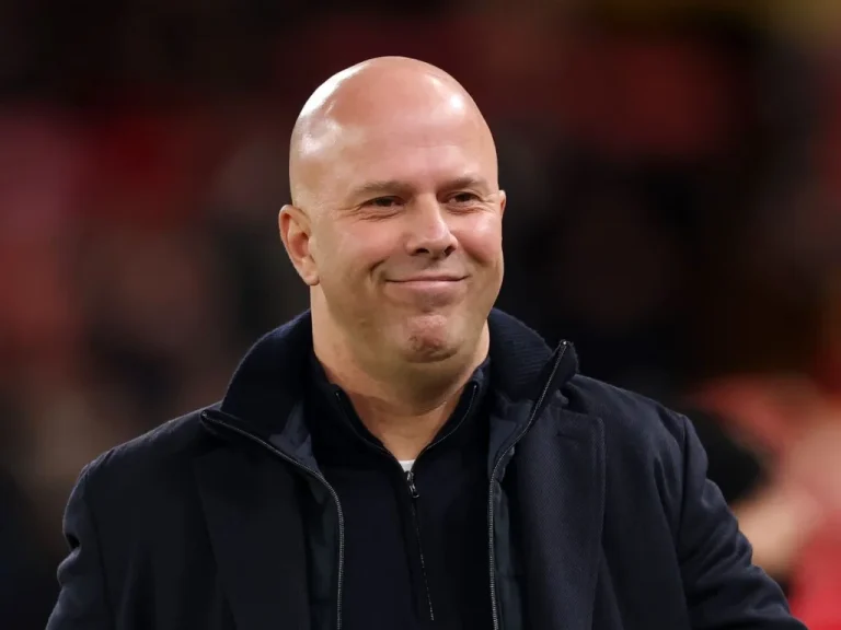 Liverpool : Arne Slot évoque les transferts et l'état de l'effectif