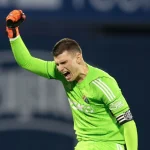 Celtic pourrait recruter le gardien croate Livakovic après Fenerbahçe