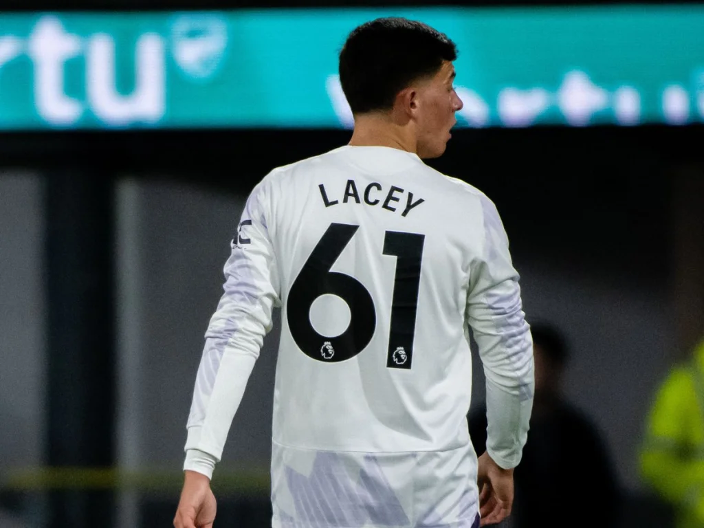 Manchester United : Shea Lacey, le jeune talent prometteur