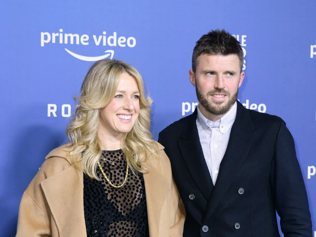 Lisa Carrick s'attaque violemment à Roy Keane après ses critiques