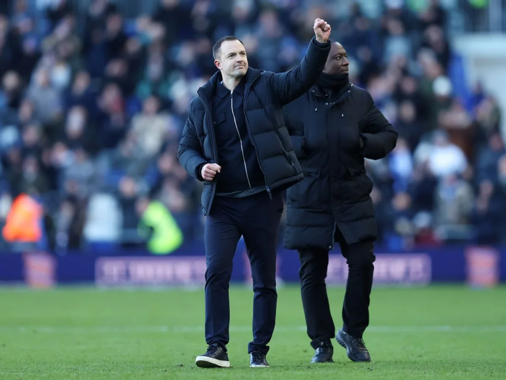 Birmingham City : l'importance d'un attaquant physique pour la promotion