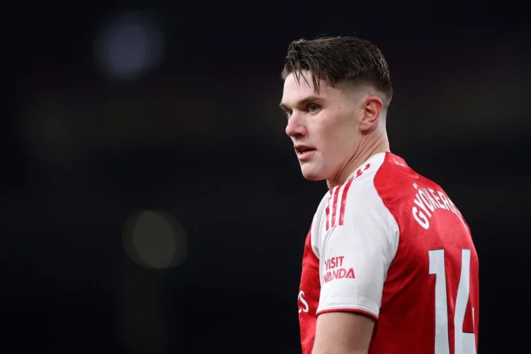 Arteta pousse Gyokeres à confirmer son rôle clé chez Arsenal