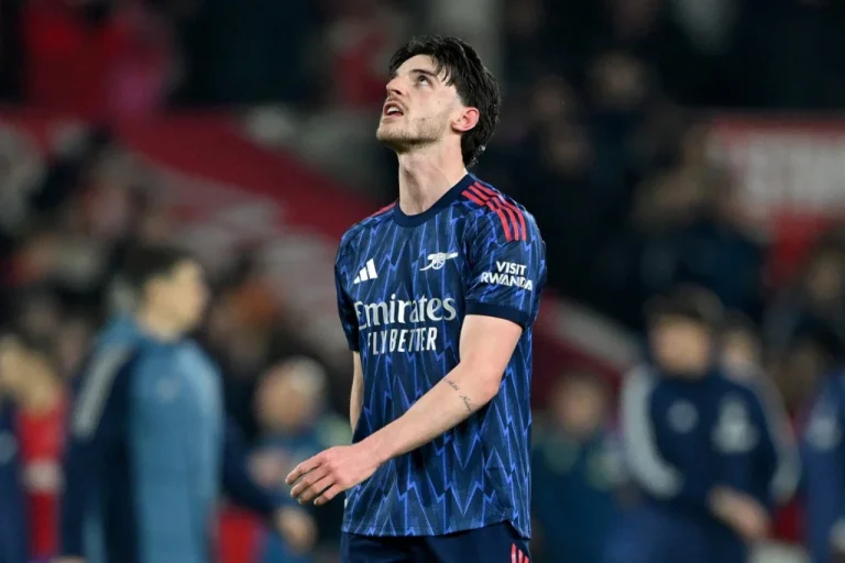 Arsenal se rapproche du titre de Premier League malgré un nul à Nottingham Forest