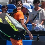 Felix Auger-Aliassime abandonne à l'Open d'Australie à cause de crampes